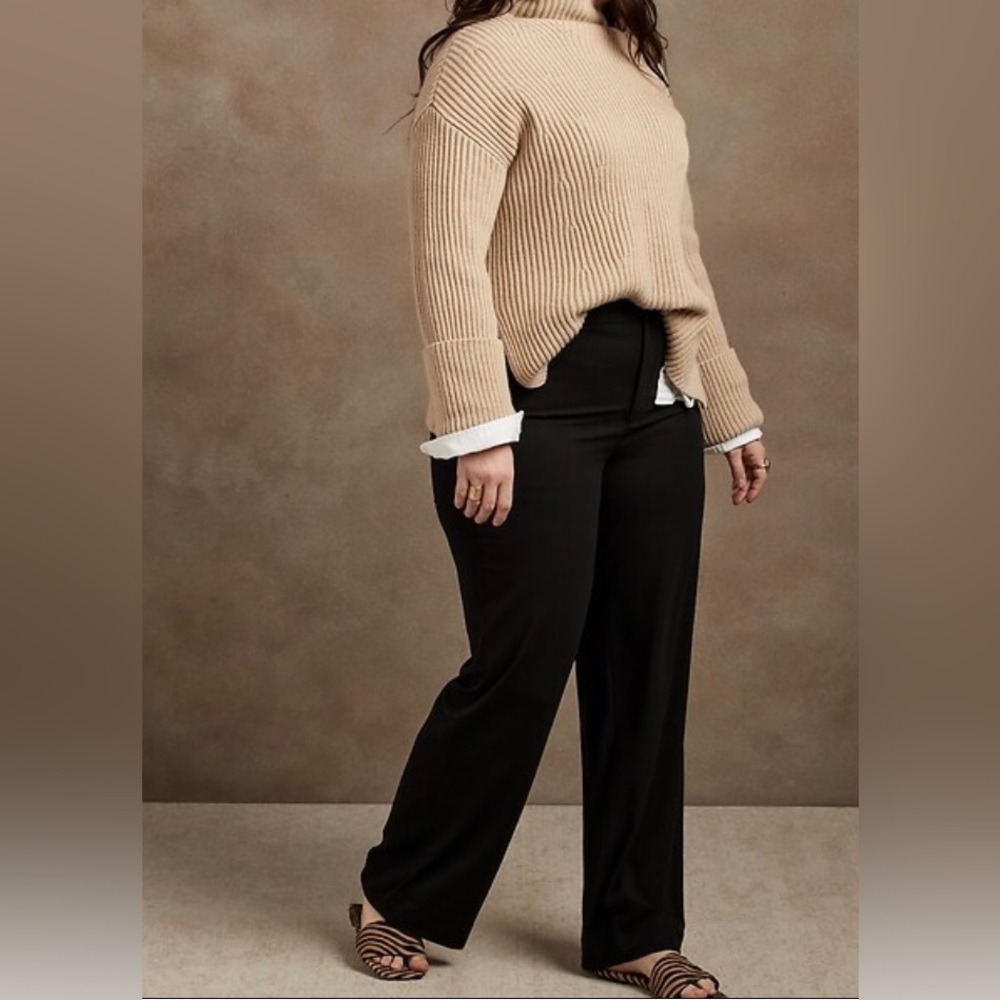 BANANA REPUBLIC black trousers size 20